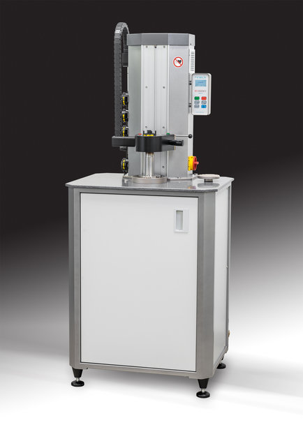 LA TECNOLOGÍA DE MÁQUINAS Y HERRAMIENTAS DE AJUSTE POR CONTRACCIÓN RINECK YA ESTÀ DISPONIBLE EN PLATINUM TOOLING EN LOS ESTADOS UNIDOS Y MÉXICO